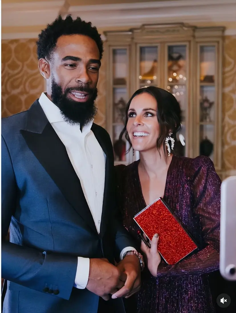 康利又辗转, 身材好 康利又辗转, 身材好